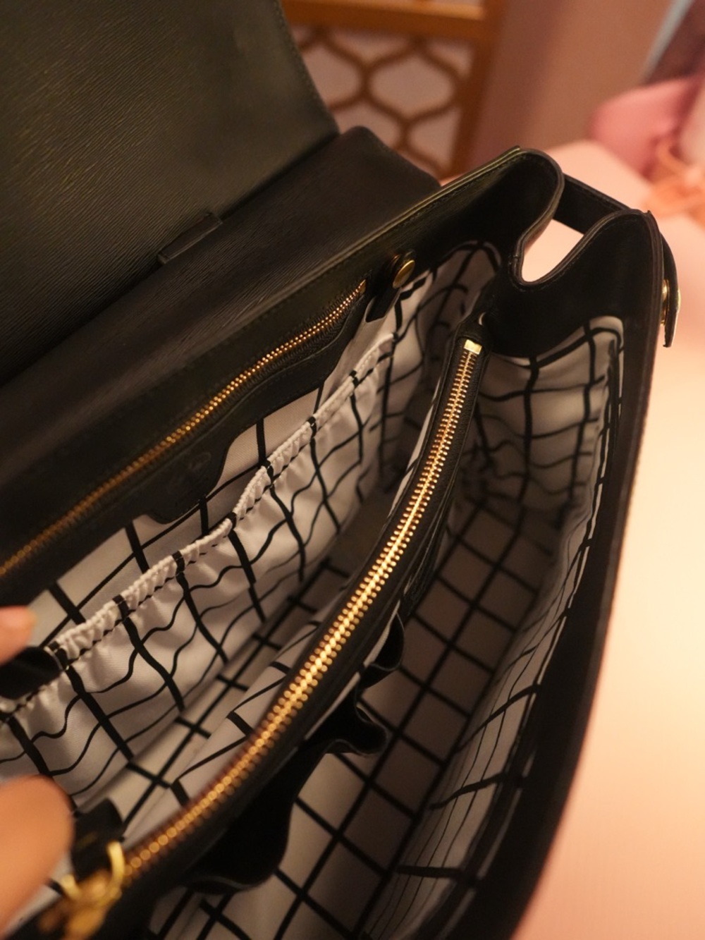 Jenna Emma 37 Work Bag Black Leather Top-Handle Bag - Picture 7 of 11